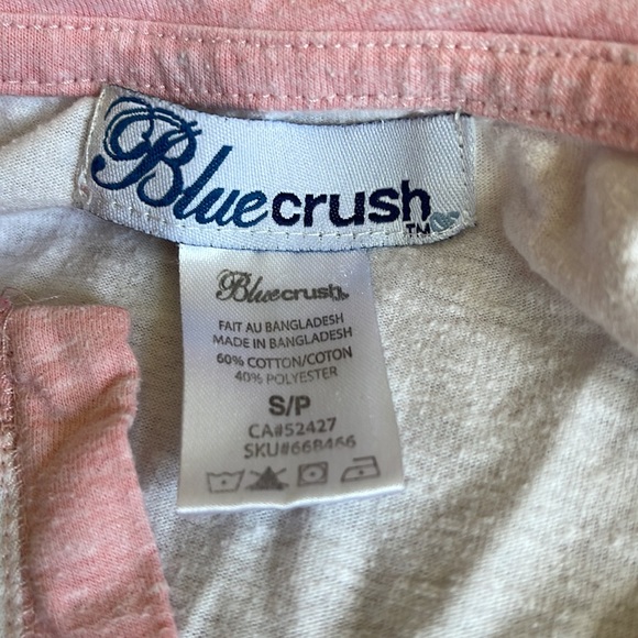 Female Bluecrush t-shirt, size small, pink and white with writing on the front. - Picture 2 of 3